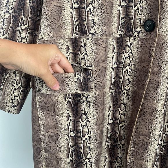 Anthropologie: Blank NYC Snake Charmer Snake Print Jacket - Picture 9 of 11